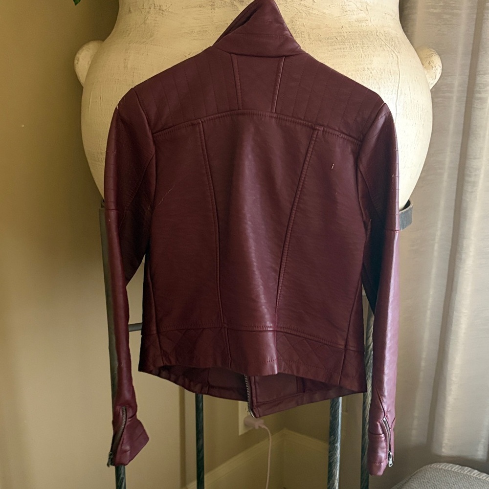 Ashley By 26 International Women's Deep Red Leather Jacket - Picture 2 of 7